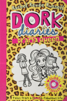 Dork Diaries: Drama Queen Vol 9