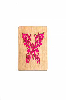 Felicitare personalizata din lemn cu un fluture