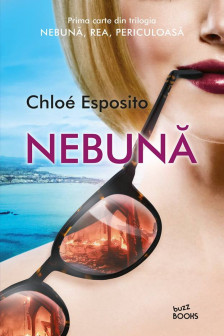 NEBUNA. Chloe Esposito