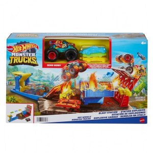 HFB12 Set Hot Wheels Monster Trucks Blast Station
